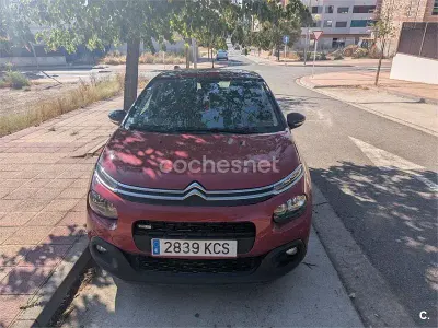 Usado Citroën C3 Feel 110 CV (80 kW) 2017 Granate Berlina