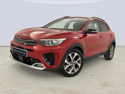 Käytetty Kia Stonic GT-Line 120 HP (88 kW) 2022 Punainen Katumaasturi
