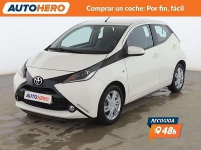 Blanco Usado 2016 Toyota Aygo X-play Utilitario | 10.799 € (Precio justo)