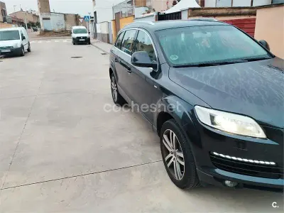 Begagnad Audi Q7 233 HK (171 kW) 2006 Grå SUV
