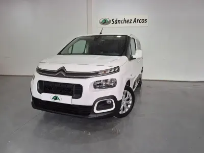 Usado Citroën Berlingo 100 CV (73 kW) 2019 Blanco Monovolumen