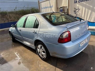 Usado Rover 45 103 CV (75 kW) 2004 Gris / plata Berlina