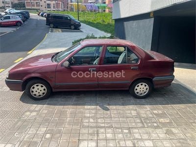 Usado Renault R9 140 CV (102 kW) 1992 Granate Berlina