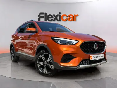 Usado MG ZS Comfort 116 CV (85 kW) 2024 Naranja SUV