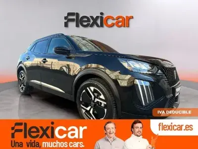Usado Peugeot 2008 Active 100 CV (73 kW) 2023 Negro SUV
