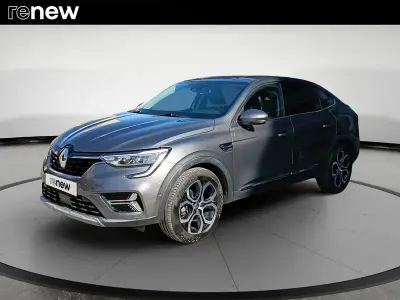 Usado Renault Arkana Zen 145 CV (106 kW) 2022 Gris SUV