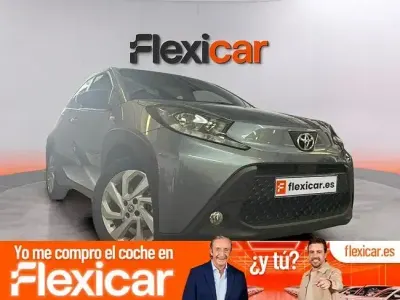 Nuevo Toyota Aygo 72 CV (52 kW) 2025 Gris