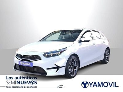 Blanco Usado 2023 Kia Ceed Utilitario | 22.950 € (Caro)