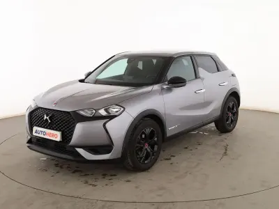 Usado DS Automobiles DS3 Crossback Performance 131 CV (96 kW) 2022 Gris SUV