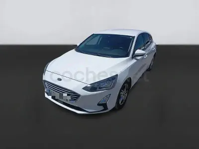 Usado Ford Focus Trend 120 CV (88 kW) 2022 Blanco Berlina