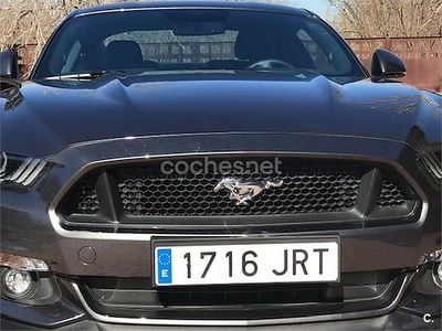 Usado Ford Mustang GT 418 CV (307 kW) 2016 Gris / plata Coupe