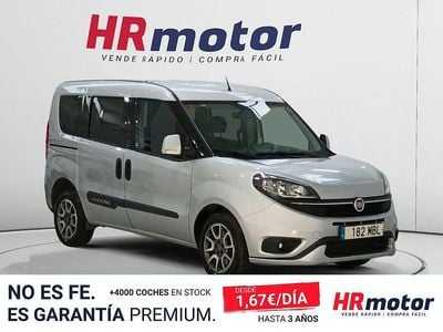 Usado Fiat Doblò Trekking 120 CV (88 kW) 2022 Gris Monovolumen