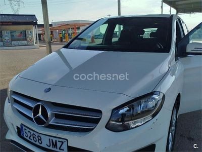 Mercedes B180