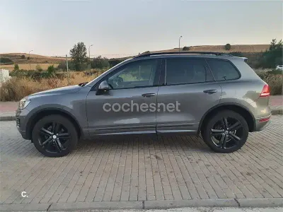 Second-hand VW Touareg R-line 262 CP (192 kW) 2015 Gri SUV