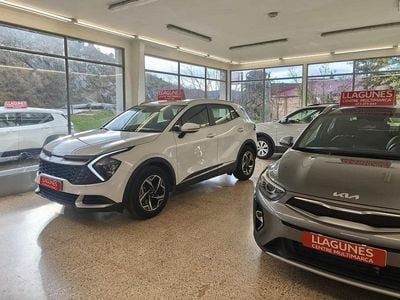 Käytetty Kia Sportage 160 HP (117 kW) 2025 Valkoinen Katumaasturi