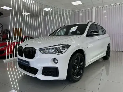 Käytetty BMW X1 M Sport 150 HP (110 kW) 2020 Valkoinen Katumaasturi