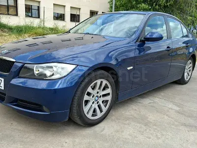 Käytetty BMW 320 150 HP (110 kW) 2006 Sininen Sedan