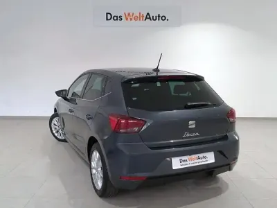 Usado Seat Ibiza 115 CV (84 kW) 2025 Azul Utilitario