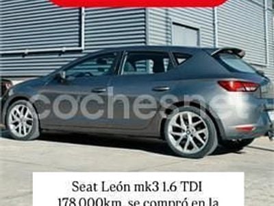 Gris / plata Usado 2015 Seat Leon Reference Berlina | 8250 € (Precio justo)
