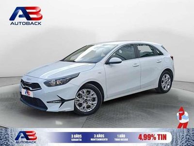 Usado Kia Ceed 101 CV (74 kW) 2022 Blanco Utilitario