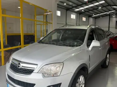Używany Opel Antara Selective 163 KM (119 kW) 2012 Szary SUV