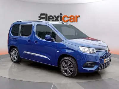 Usado Toyota Proace Verso Advance 131 CV (96 kW) 2020 Azul Familiar