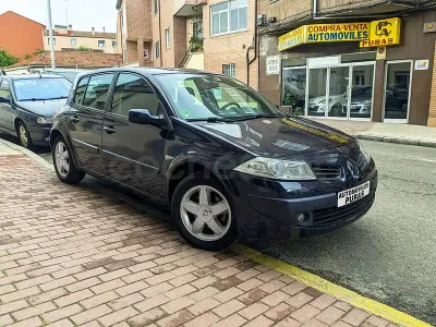Usado Renault Mégane II 110 CV (80 kW) 2007 Azul Berlina