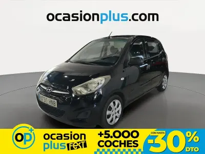 Usado Hyundai i10 Comfort 86 CV (63 kW) 2012 Negro Utilitario