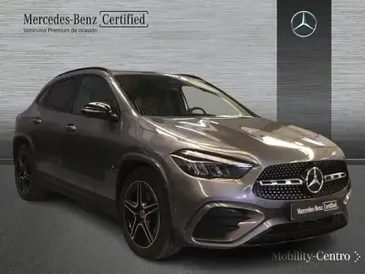 Usado Mercedes GLA200 AMG line 163 CV (119 kW) 2025 SUV