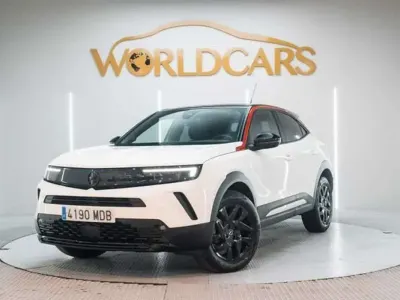 Usado Opel Mokka GS Line 131 CV (96 kW) 2022 Blanco SUV