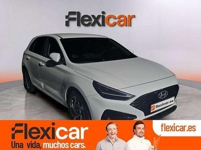 Usado Hyundai i30 120 CV (88 kW) 2024 Blanco Berlina