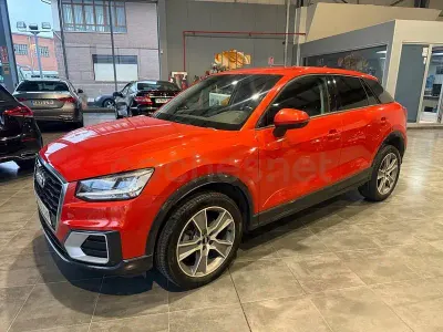 Usado Audi Q2 Design 116 CV (85 kW) 2018 Naranja SUV