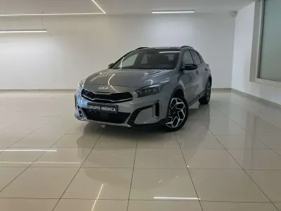 Usado Kia XCeed GT-Line 160 CV (117 kW) 2023 Gris SUV