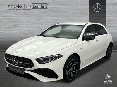 Usado Mercedes A250 AMG line 218 CV (160 kW) 2025 Blanco polar Berlina