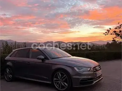 Usado Audi S3 Sport 300 CV (220 kW) 2014 Gris / plata Berlina