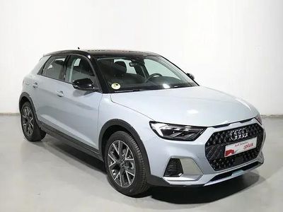 Usado Audi A1 116 CV (85 kW) 2025 Gris / plata SUV