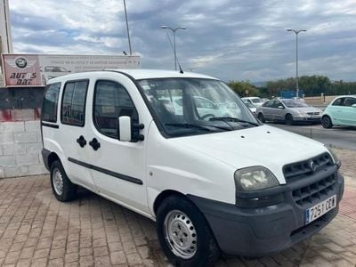 Usado Fiat Doblò 63 CV (46 kW) 2004 Monovolumen