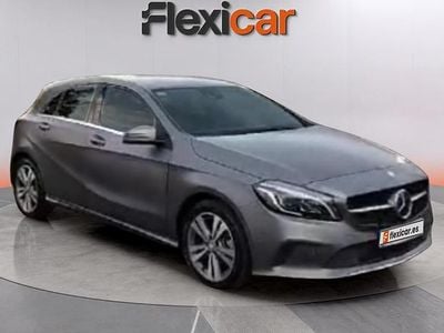 Usado Mercedes A220 Style 177 CV (130 kW) 2016 Gris Utilitario