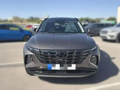 Usado Hyundai Tucson 179 CV (131 kW) 2022 Gris SUV
