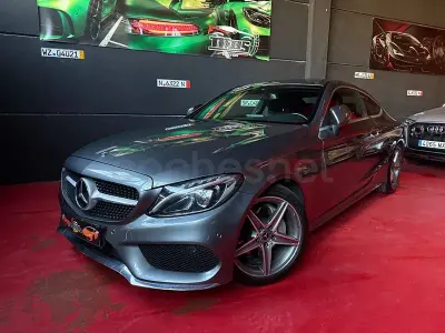 Usado Mercedes C220 170 CV (125 kW) 2018 Gris Coupe