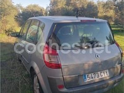 Usado Renault Scénic II Dynamique 120 CV (88 kW) 2004 Gris / plata Monovolumen