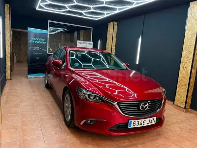 Usado Mazda 6 Luxury 150 CV (110 kW) 2017 Rojo Berlina