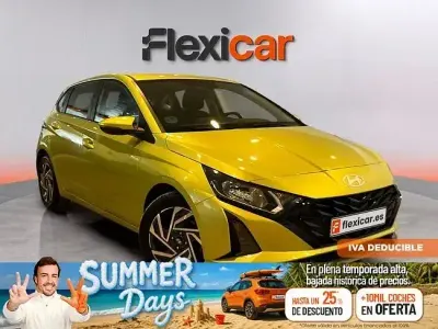 Usado Hyundai i20 100 CV (73 kW) 2024 Amarillo Utilitario
