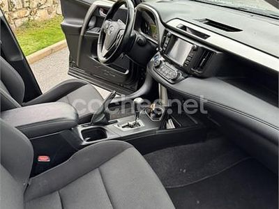 Azul Usado 2018 Toyota RAV4 Hybrid Advance SUV | 17.490 € (Precio justo)