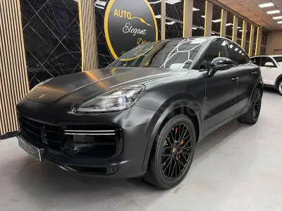 Usado Porsche Cayenne Turbo 550 CV (404 kW) 2020 Negro SUV