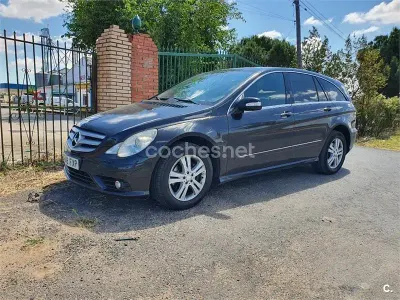 Usado Mercedes R280 190 CV (139 kW) 2007 Negro Monovolumen