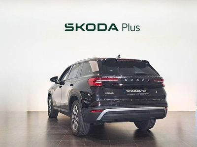 Negro Usado 2024 Skoda Kodiaq Selection SUV | 38.000 € (Precio justo)