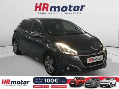 Usado Peugeot 208 Allure 82 CV (60 kW) 2017 Gris Utilitario