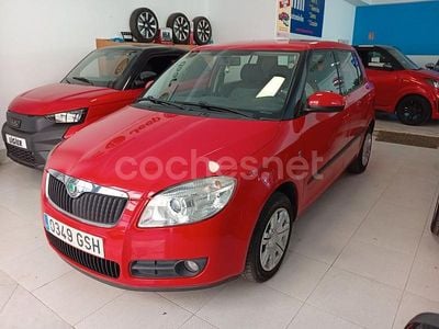 Rojo Usado 2009 Skoda Fabia Berlina | 5890 € (Precio justo)
