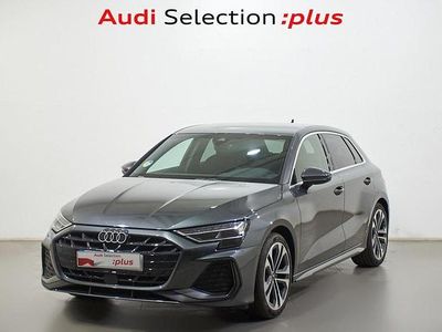 Usado Audi A3 150 CV (110 kW) 2024 Gris daytona efecto perla Berlina